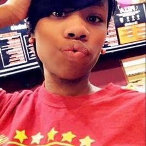 Meet your Posher, Shania